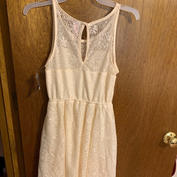 Cream Mini Dress - Picture 4 of 4